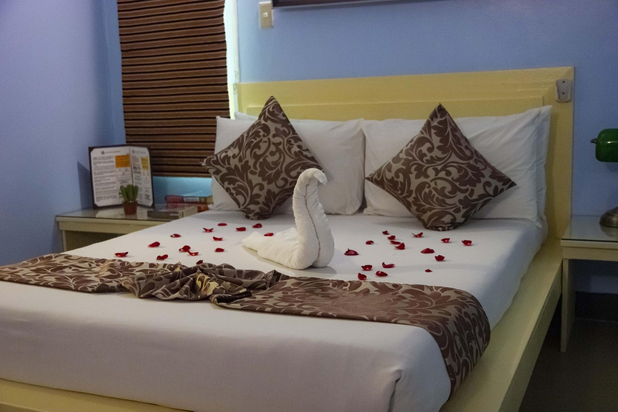 Franchise One Hotel Makati City Bagian luar foto