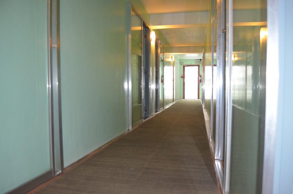 Franchise One Hotel Makati City Bagian luar foto