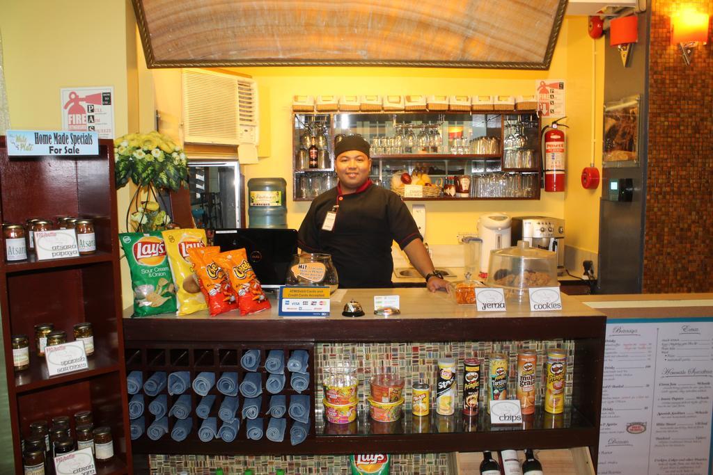 Franchise One Hotel Makati City Bagian luar foto